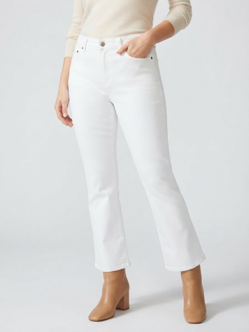 Curve Appeal Kick Flare Ankle Jeans High Rise White Size 8 NWT